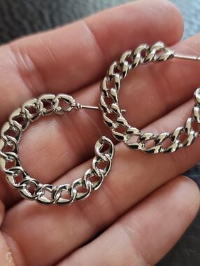 Chunky Silver Tone Chain Hoop Earrings
